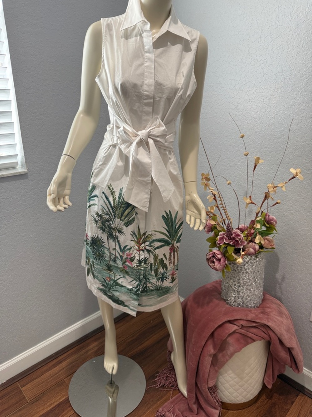 J. McLaughlin White Sleeveless Shirt Dress with Tropical Green Print